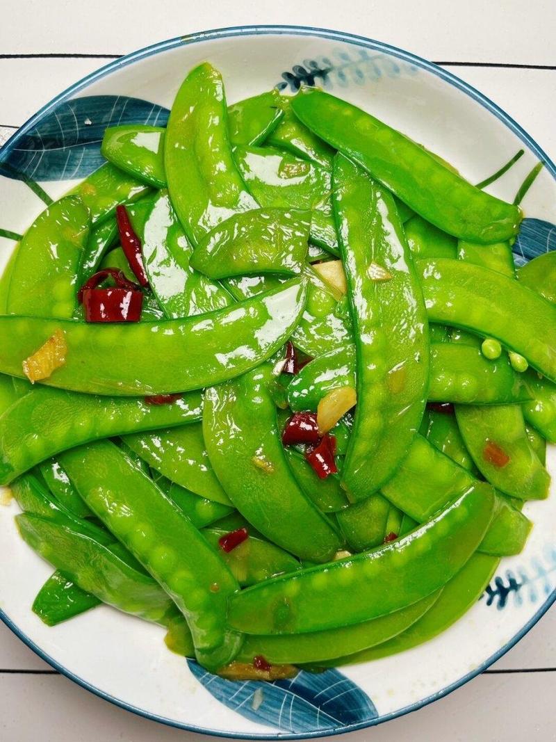 荷兰豆炒蒜蓉 中式烹饪