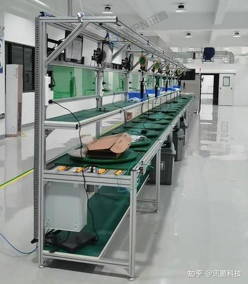 机械加工车间纸质SOP文件堆叠在操作台上实拍