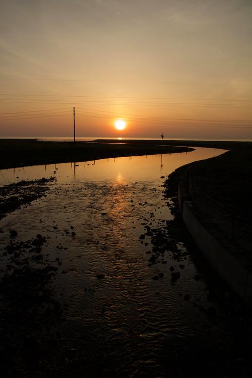 青海湖环湖骑行黑马河日出