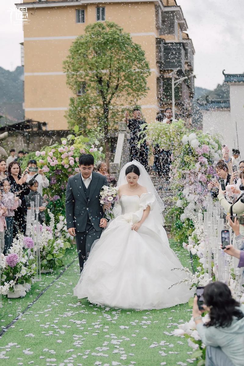 婚礼微电影户外逆光拍摄现场