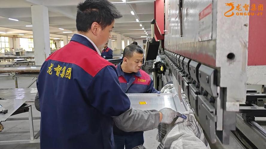 钣金折弯车间随机抽检角度实操