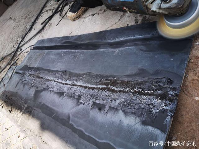 煤矿输送带覆盖胶冲击失效剖面实拍