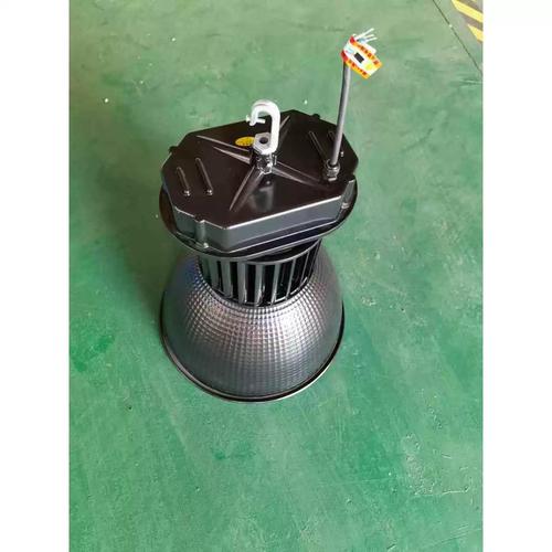 工业照明LED工矿灯散热器对比