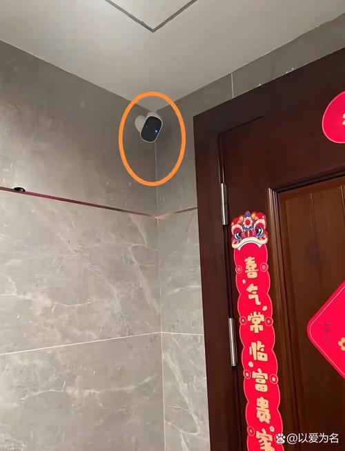 邻居家门口对着对门的违规监控实拍