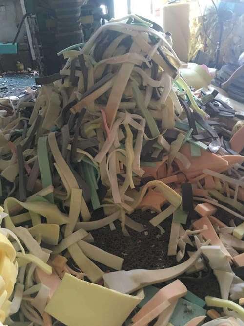 线下的边角料,比线上的评论区真实