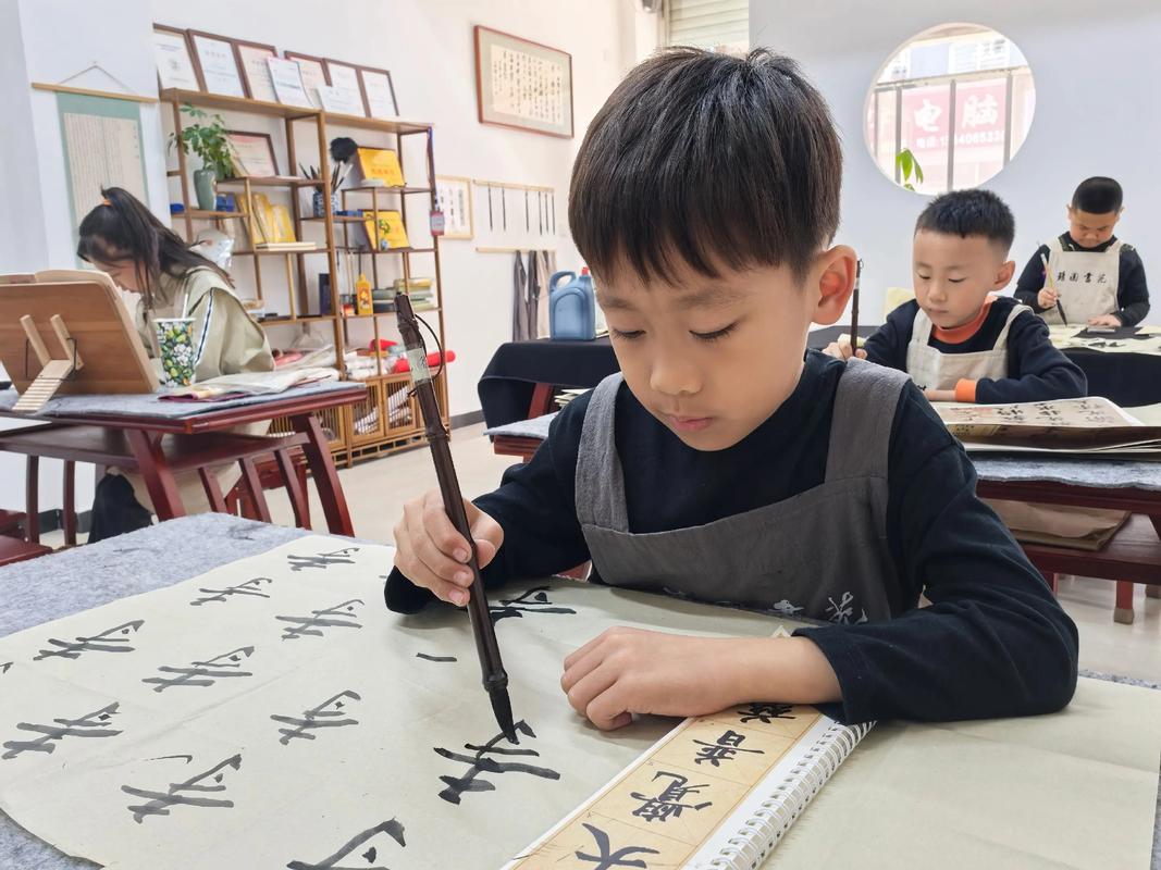 你确定孩子是在“学”书法吗？