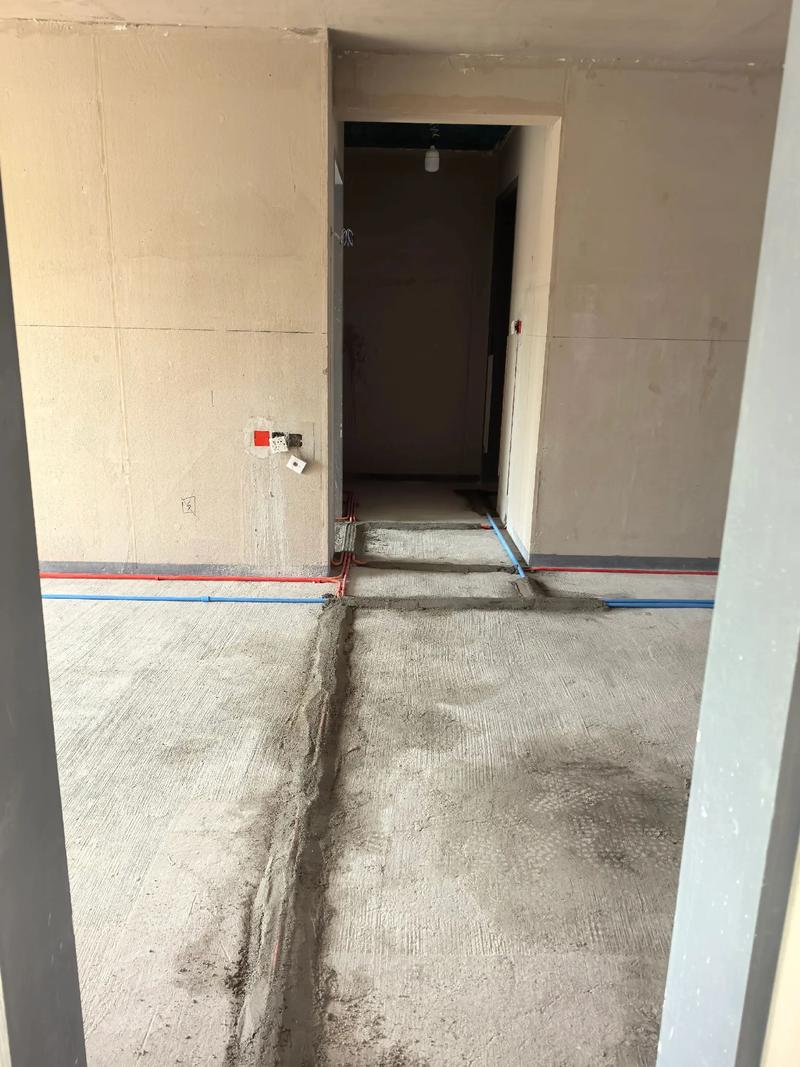 水电隐蔽工程,签字前先趴在地上看