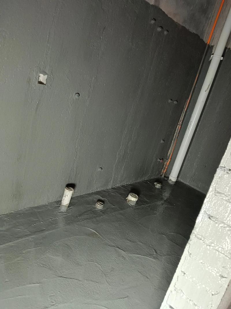 深灰色卫生间防水施工细节