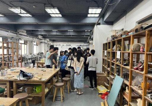 活路在哪？让懂生意的人进实验室
