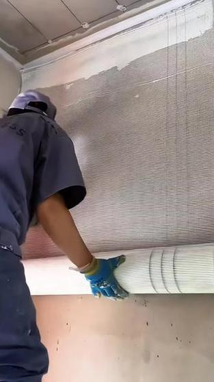 家装墙面玻璃纤维网格布施工实拍