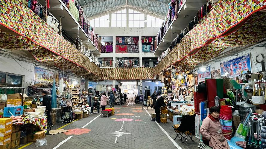 阿勒泰市场入口