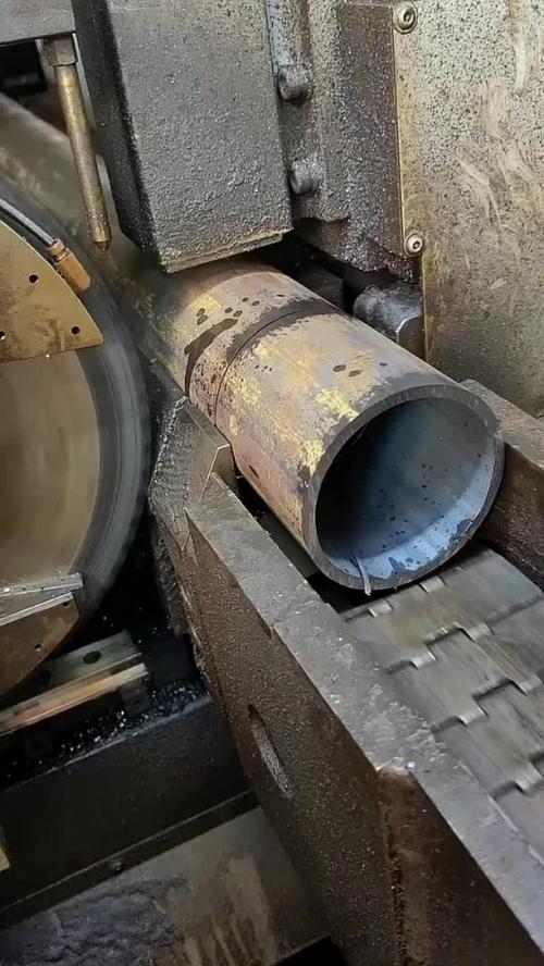 工业圆锯床切割钢管 加工现场