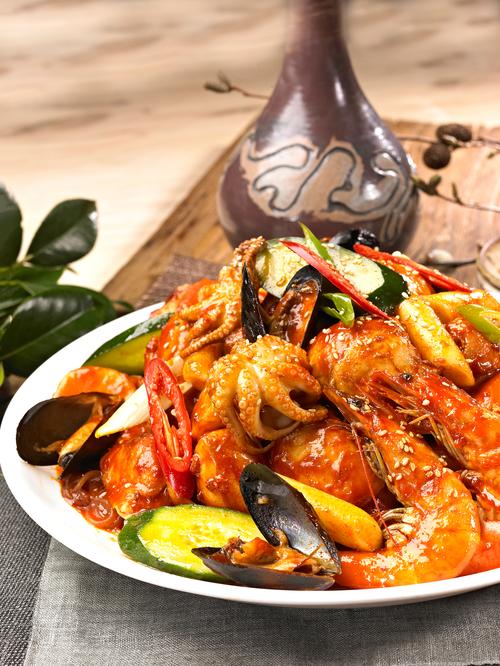 煎制好的细胞培养猪肉成品实拍