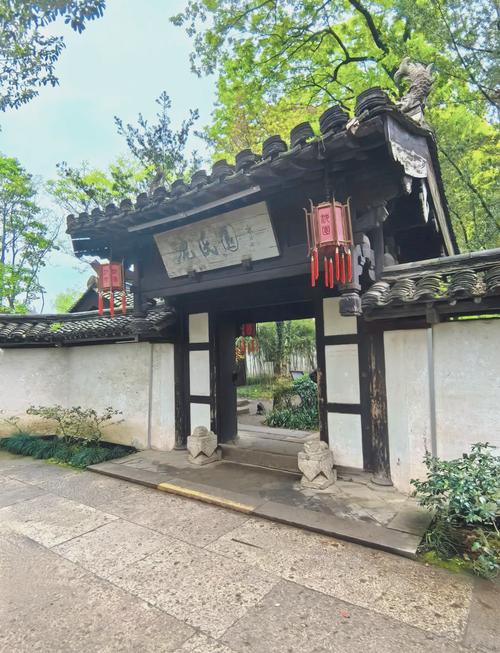 沈园：门票便宜但分时段，下午场最舒服