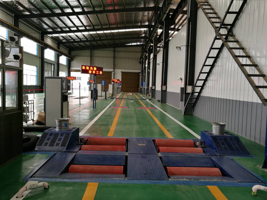 汽车零部件检测线定位工位实拍
