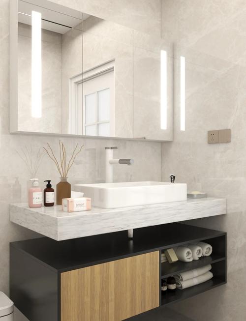 小户型卫生间陶瓷台上盆实拍
