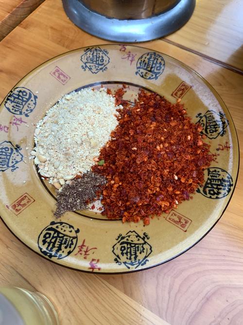 冷锅串串牛肉蘸干碟