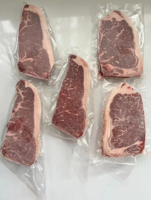按餐量分装压平的冷冻生鲜牛肉
