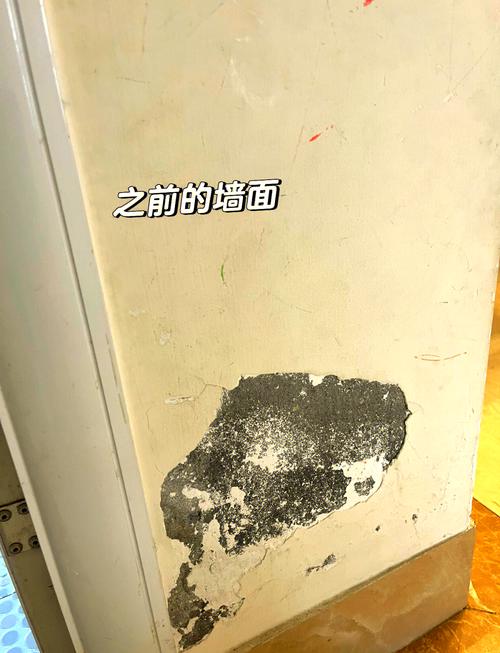 老房翻新餐厅墙面油污发花实景