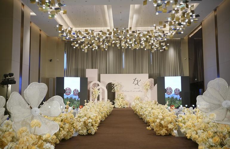 2.6米层高小厅婚礼策划布置实拍