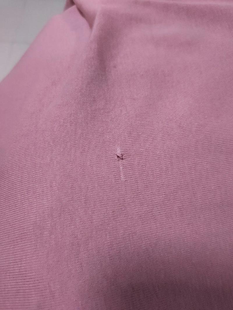 手工织布常见的跳纱瑕疵微观照片