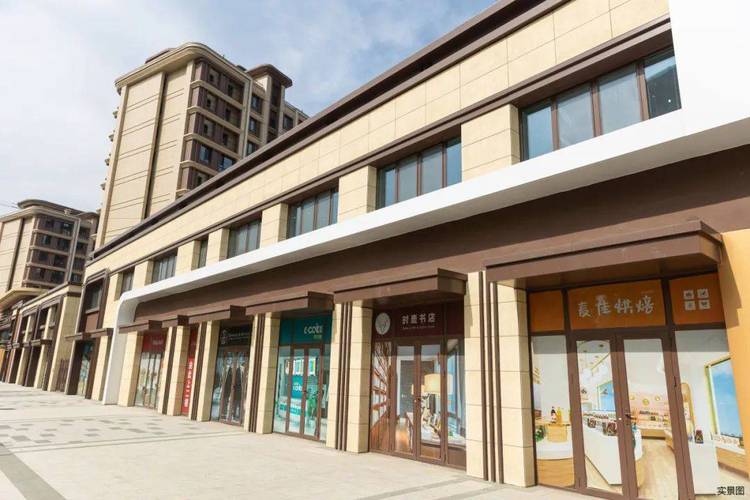 新消费品牌社区底商门店临街视角实拍