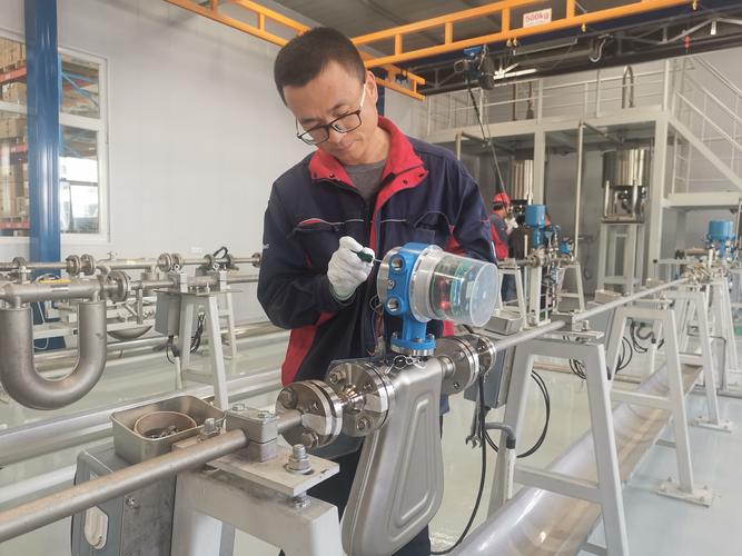 工业碳足迹追踪：从车间电表到欧盟CBAM的落地实操指南
