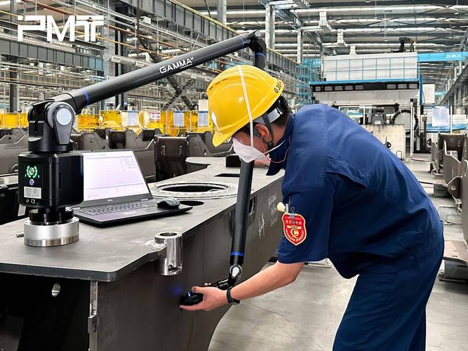 工业车间三坐标测量工件装夹现场图