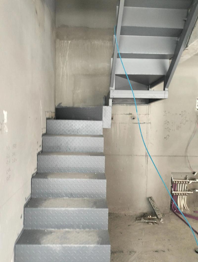 LOFT钢结构满焊细节验收图