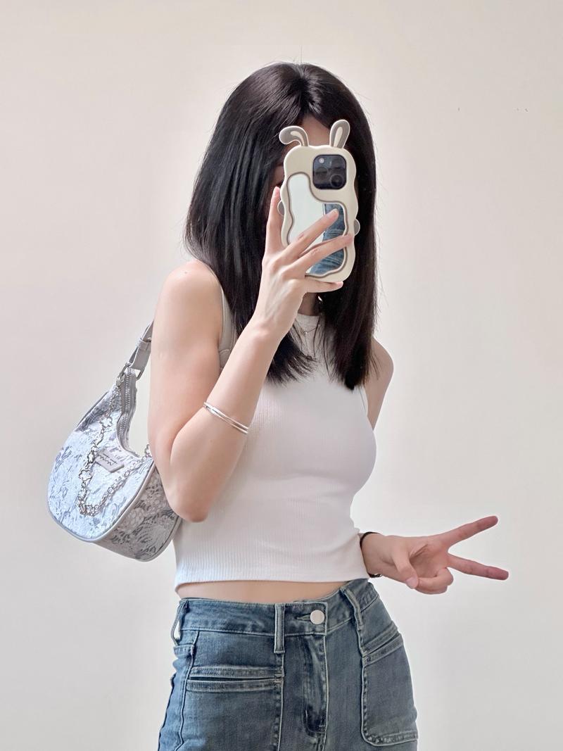 小个子女生腋下包搭配显高穿搭