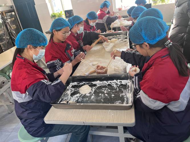 基础教育新教改学生职业体验活动现场照