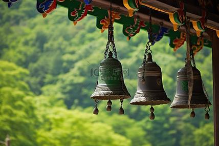 尾声:一天的句号在佛寺的钟声里