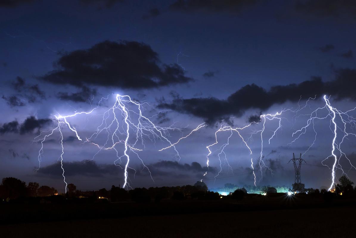 ⚡ 水电与空气：看不见的地方最要命
