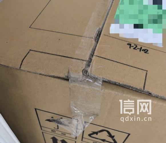 胶带封箱不良导致纸箱翘边