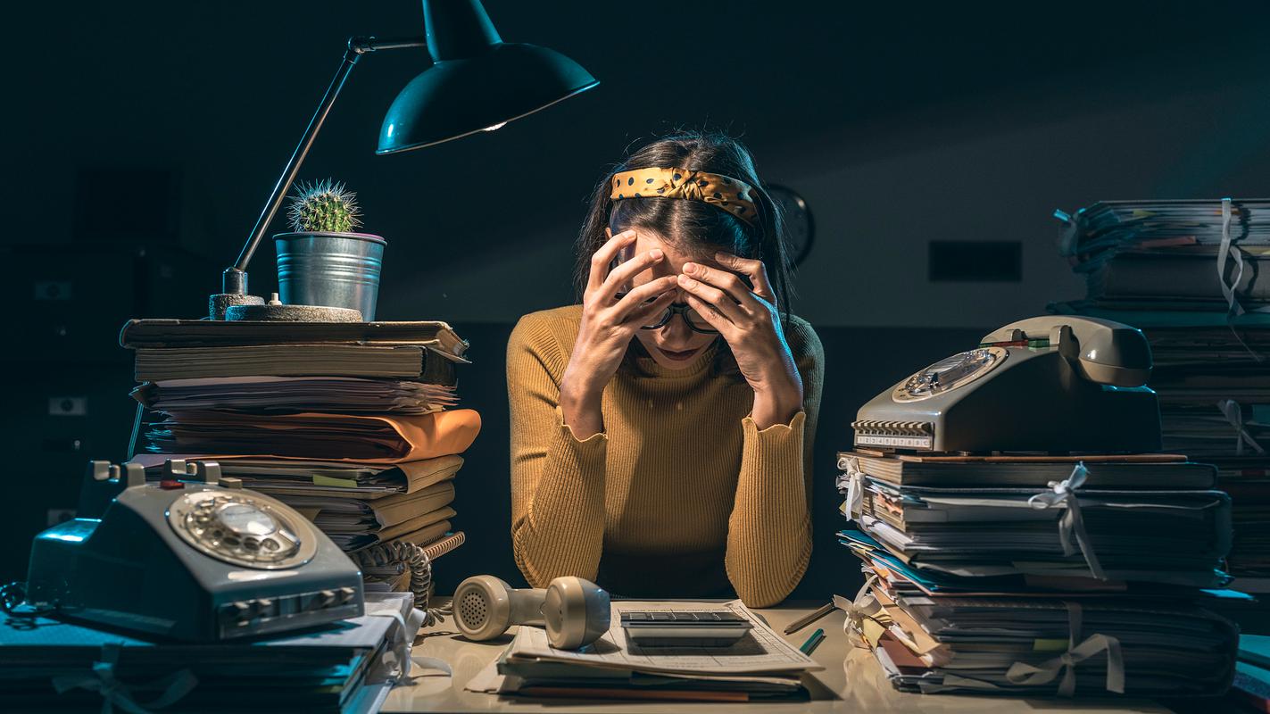 创意启发:创意枯竭了怎么办?我最近刚经历了一次,差点把电脑砸了……-我问答网