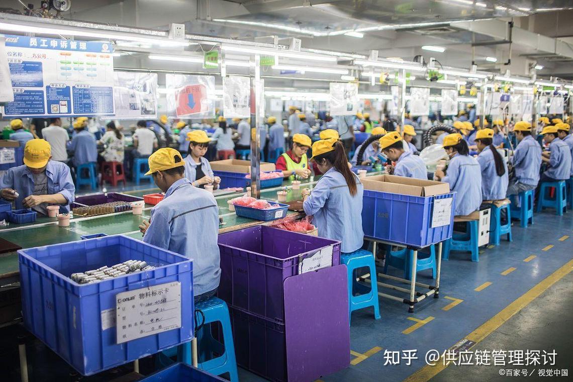 混乱的工厂车间与ERP实施失败场景