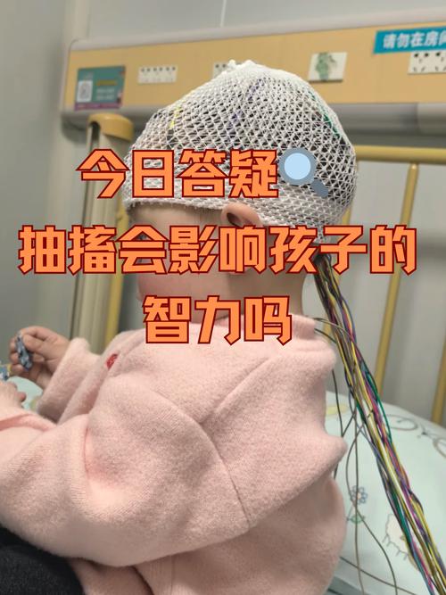 孩子盯着天花板走神却创意迸发