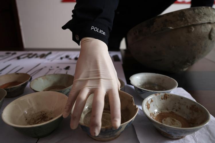 破坏文物罪现场证据留存拍照示意图
