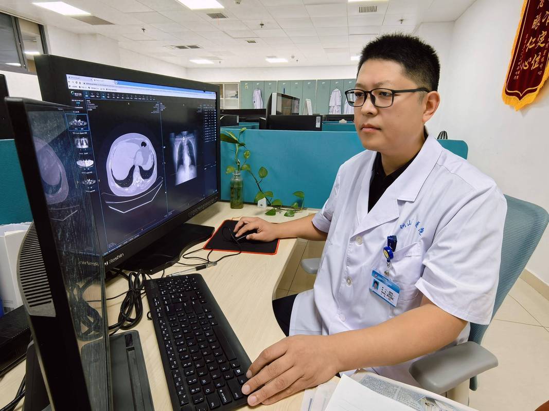 放射科医生人工标注肺部CT影像