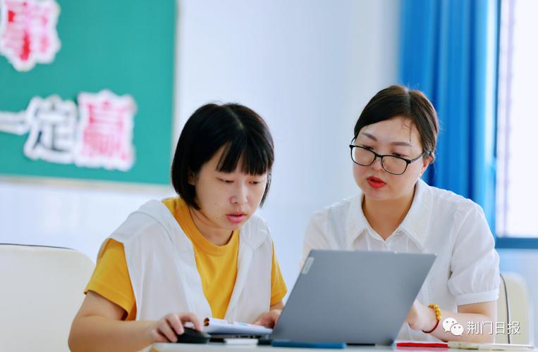 国际学校模拟面试工作坊学生和老师互动