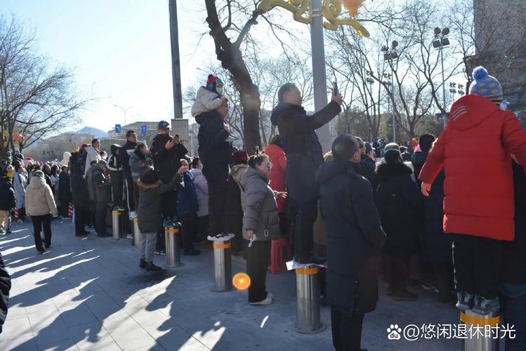 咱们普通人，看个热闹还是进场？