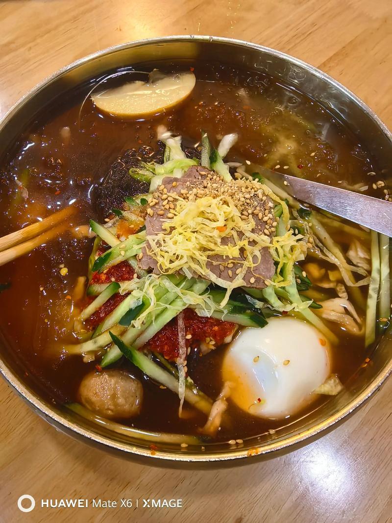 延吉冷面烧烤美食