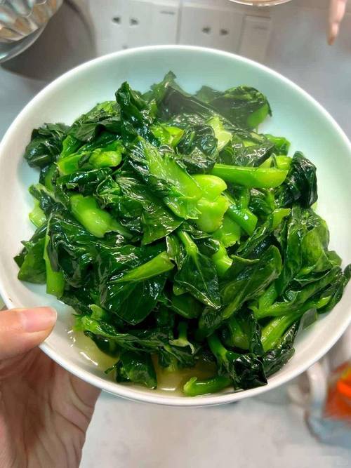 炒青菜不出水大火爆炒技巧实拍