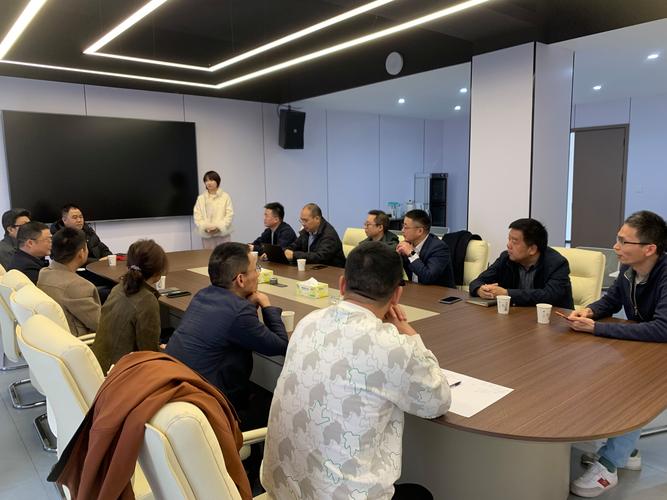 产学研的死结与活路:当教授遇上老板,这婚到底怎么结?