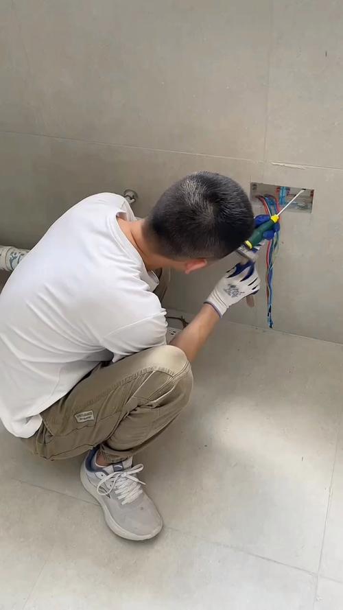 家装开关安装完成平整度验收实拍