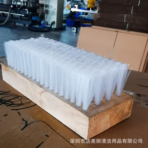 工业刷子植毛结构对比 波形排列与直排