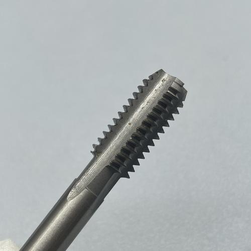 高端丝锥涂层工艺显微镜对比图