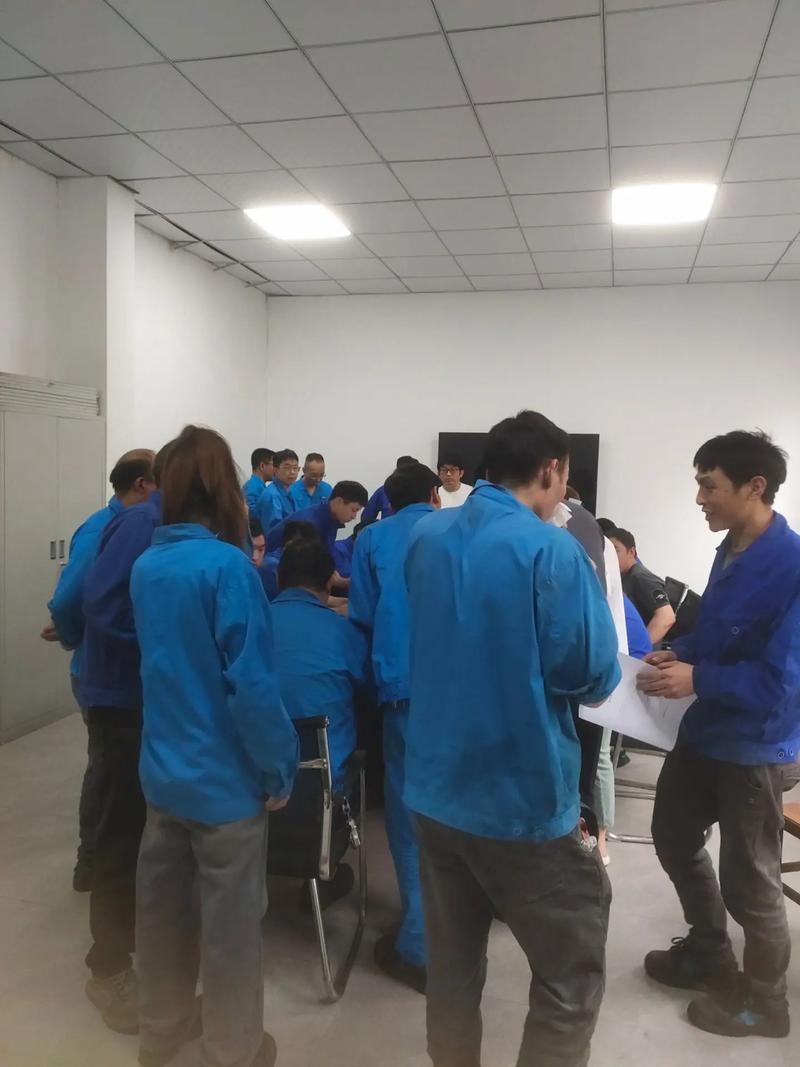 企业试用期劳动合同签订现场实拍