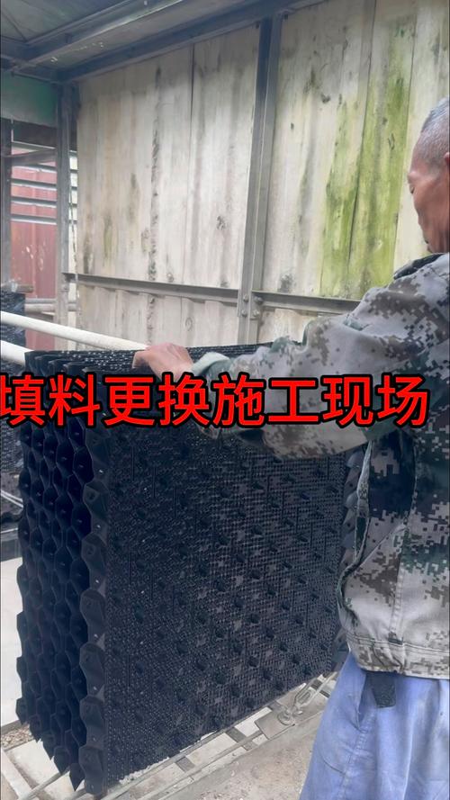 冷却塔改性PVC填料安装施工现场实拍