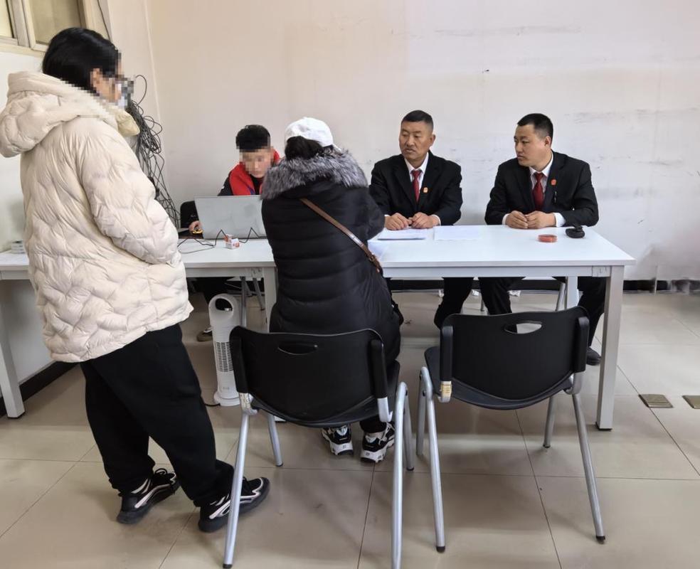 法定代表人越权合同纠纷咨询接待现场图